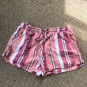 Universal thread flowy shorts